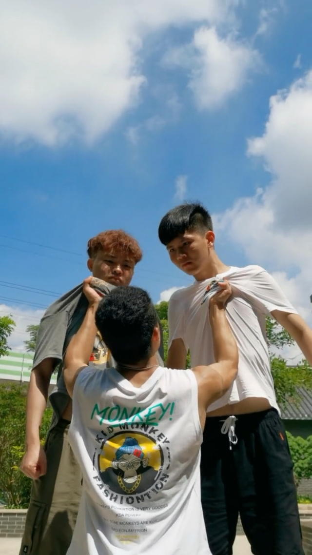 江南英雄客场艰难逆转，展现出团队力量的简单介绍